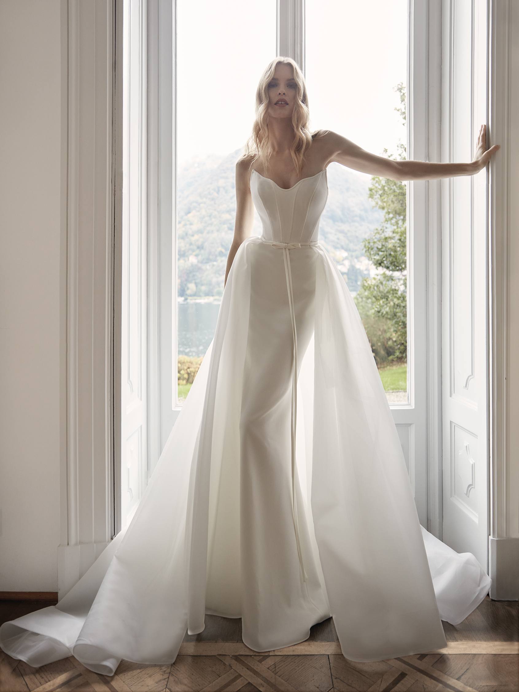 Robe mariée moderne online originale