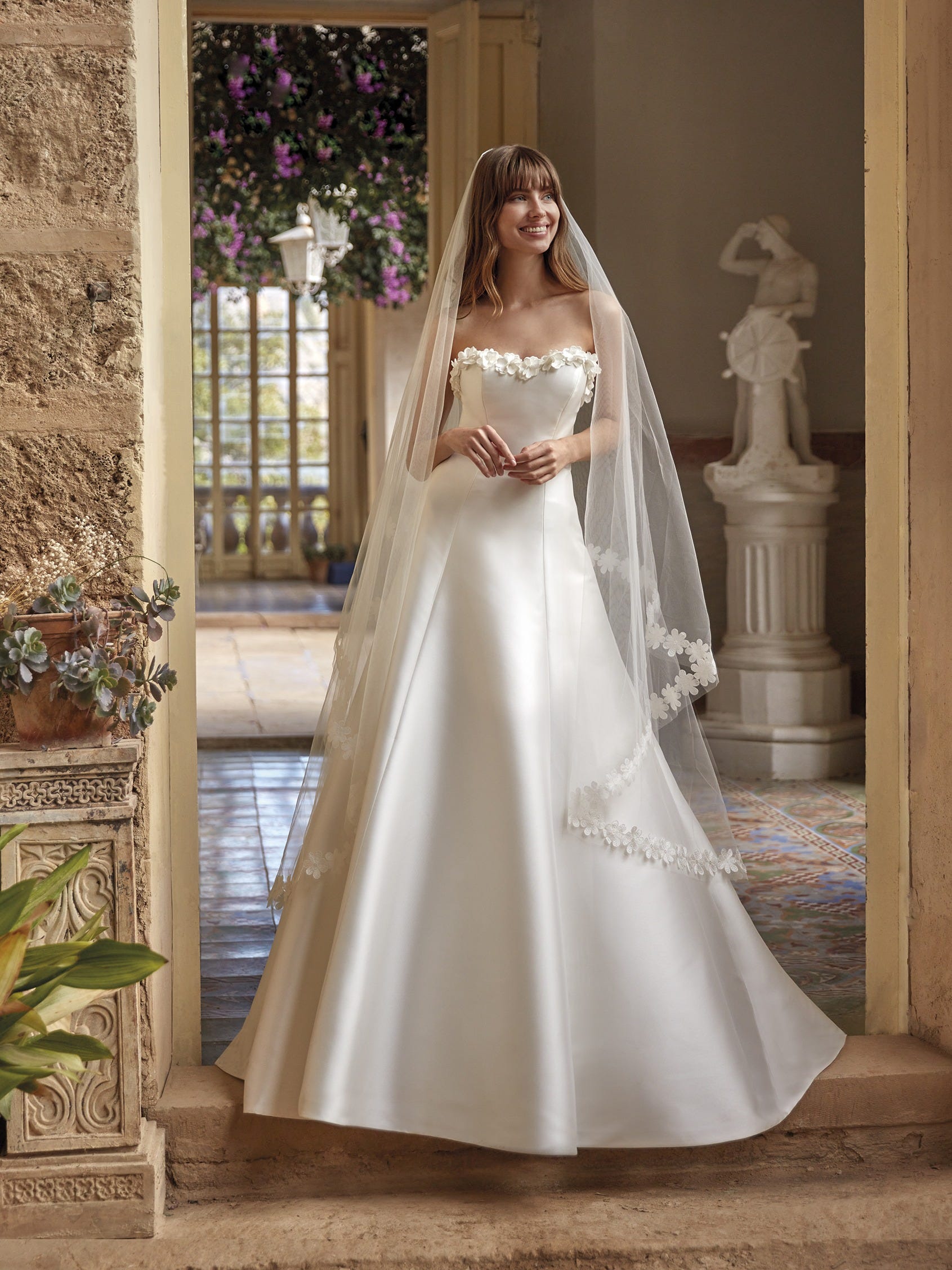 Fit and flare outlet wedding dress canada