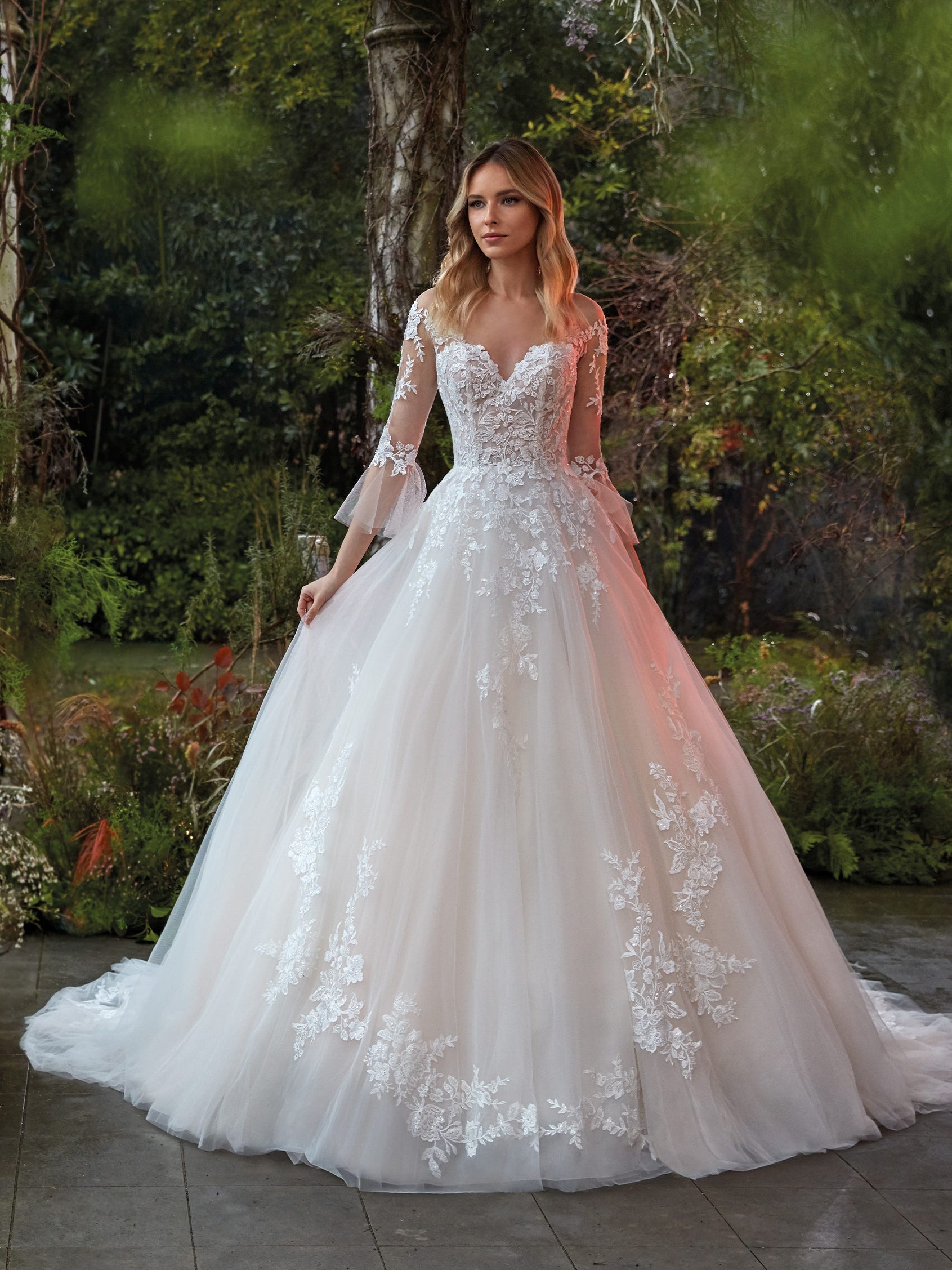 Abiti da sposa deals invernali nicole