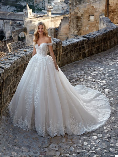 PALI | Princess wedding dress | Nicole Milano