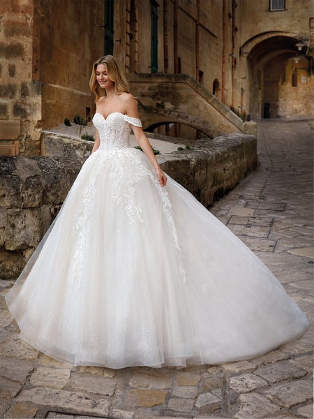 AZORES | A-line wedding dress | Nicole Milano
