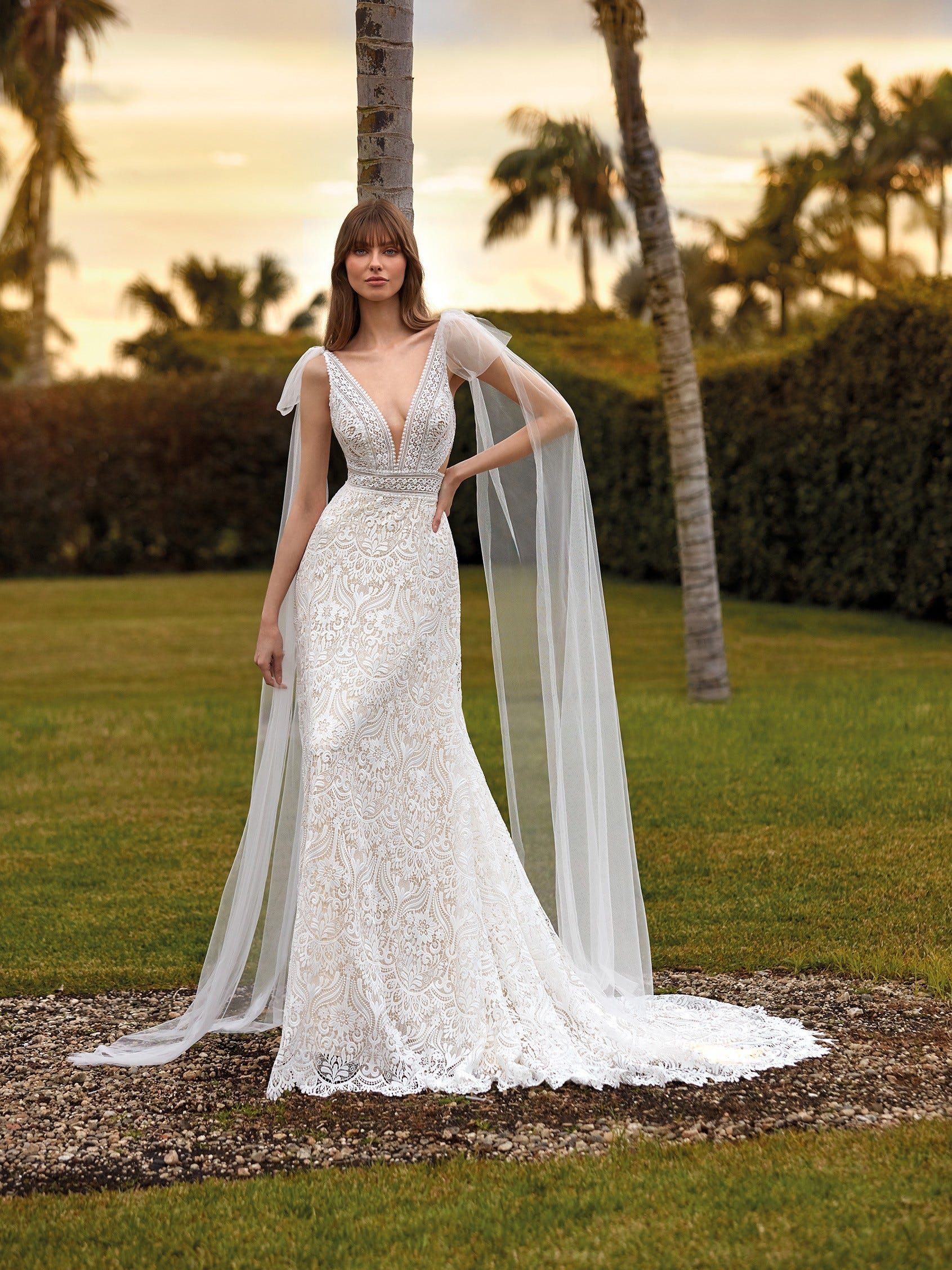 Slit too high - alterations or other solutions? : r/weddingdress